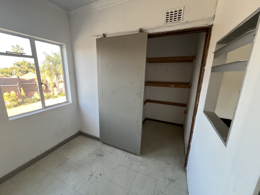 To Let Commercial Property for Rent in Protea Park North West